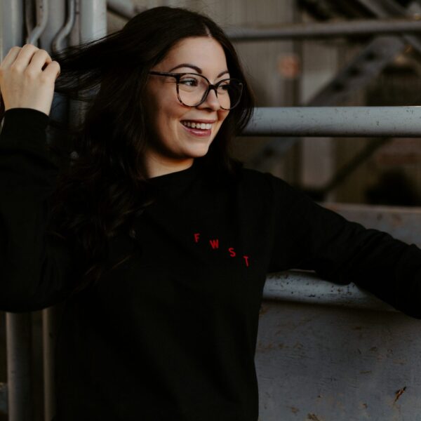 Chandail manches longues noir ★ Logo rouge